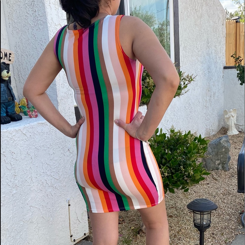 SUMMER‎ DRESSES - Picture 13 of 13